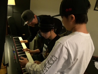 PROJECT TARO 0314 with 3 pieces�̉摜