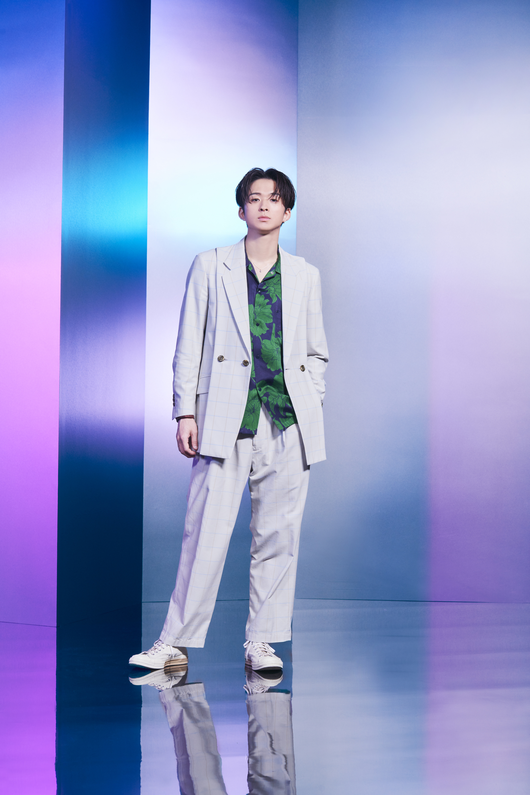 FANTASTICS from EXILE TRIBE New Single「Escape」ARTIST PHOTO