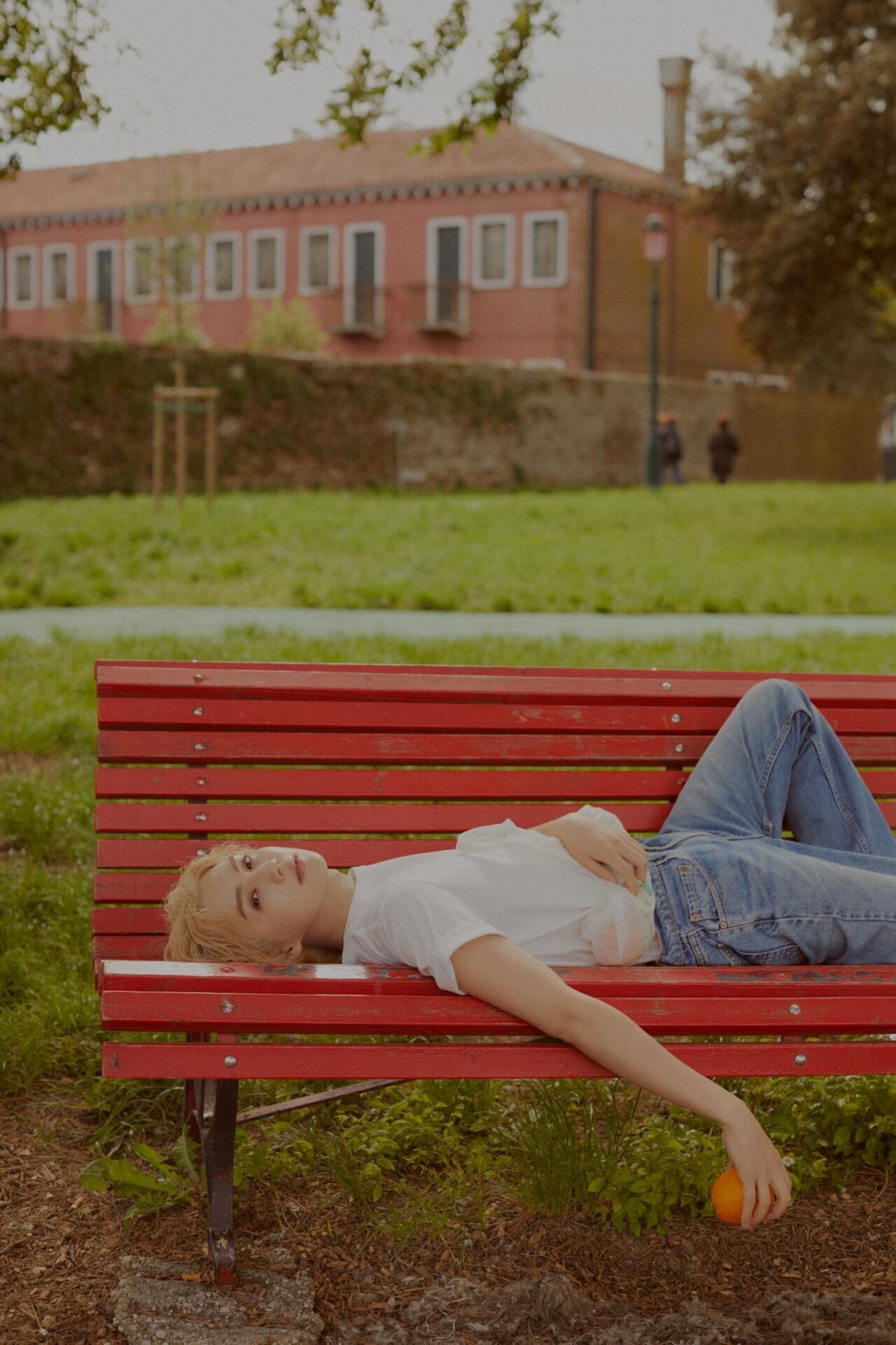 2025/1/24(金)発売!! 吉野北人 2nd 写真集『Orange』特設ページ