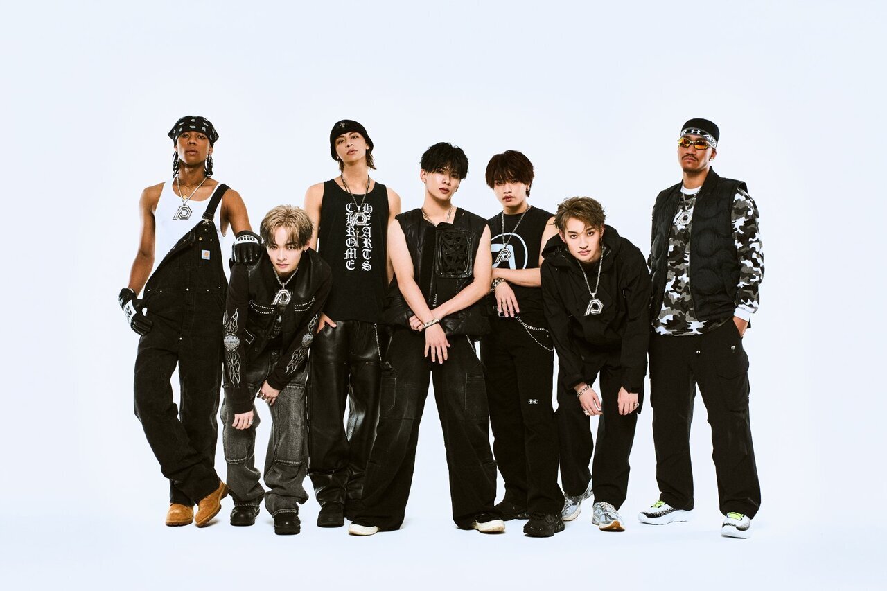 PSYCHIC FEVER『TALK TO ME NICE feat. TAMP』SPECIAL PHOTOページ