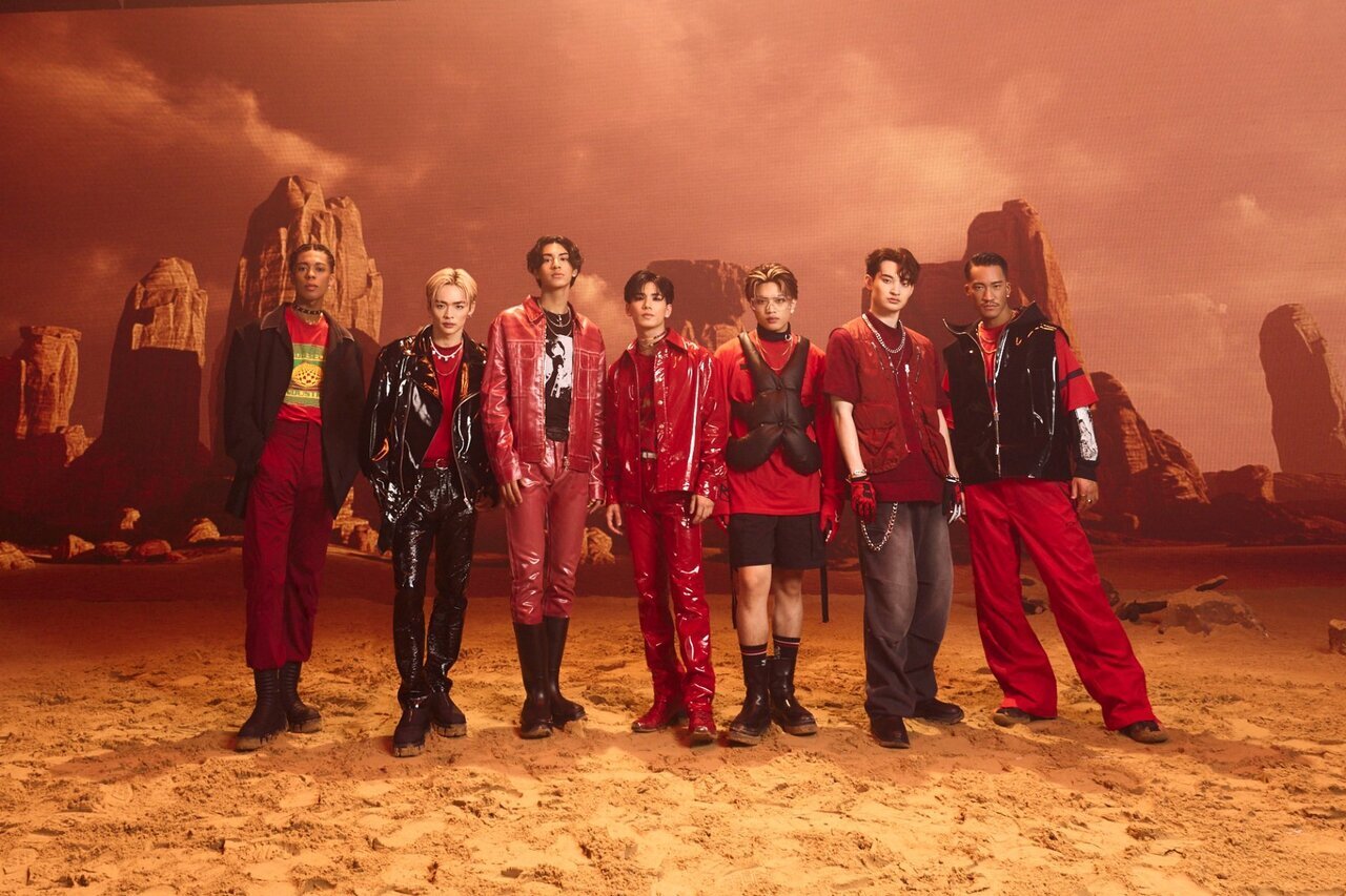 着画あり希少EVISUモノグラムライダース赤　HIPHOPBBOY PSYCHIC FEVER from EXILE TRIBE Digital Single 『FIRE feat. SPRITE