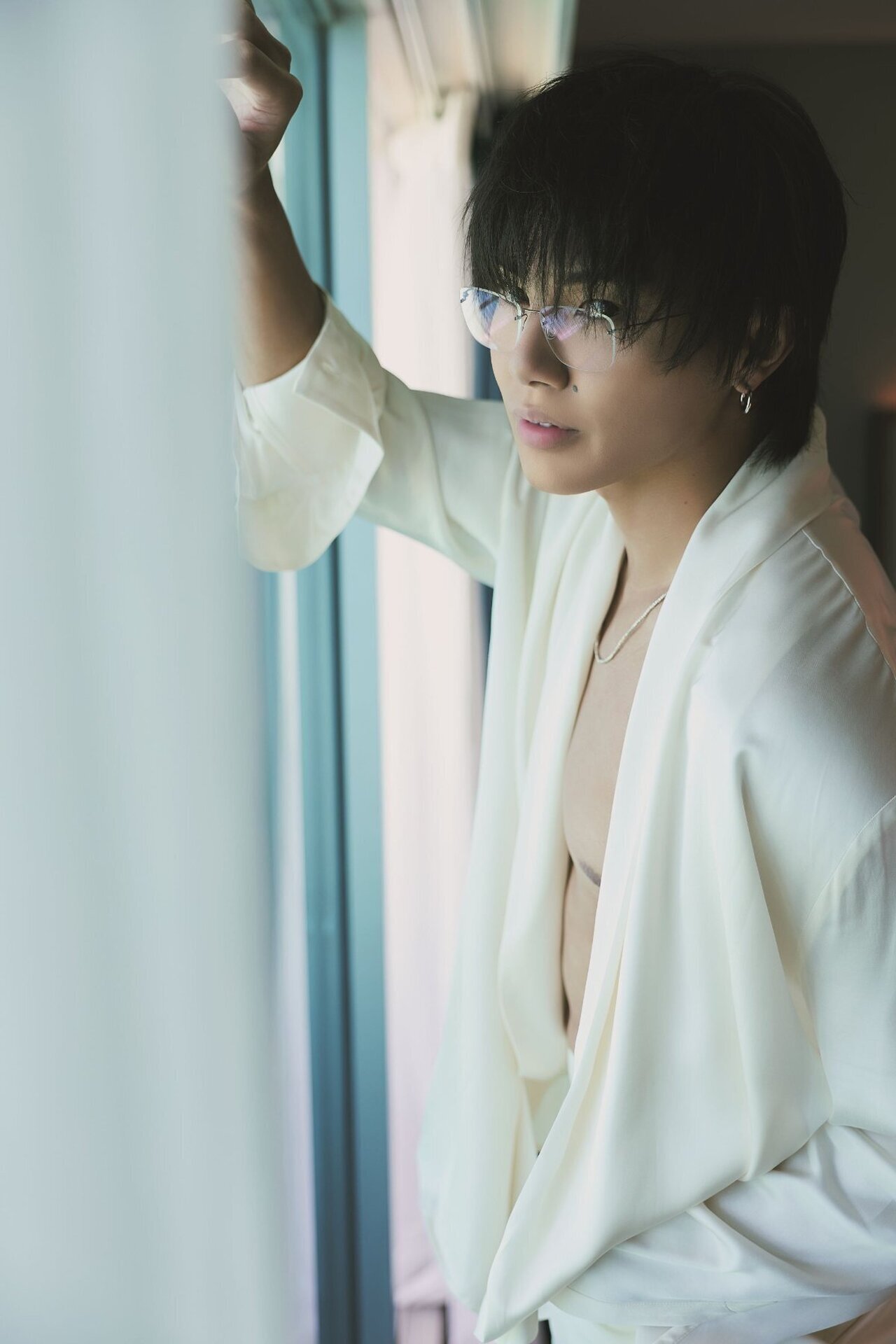 2026/5/29(金)発売 武知海青 1st写真集『BREATH』特設ページ | EXILE